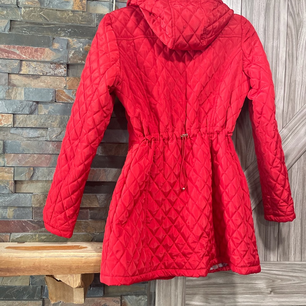 Red jacket - Picture 4 of 4